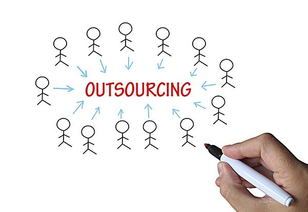 Outsourcing auf einem Whiteboard